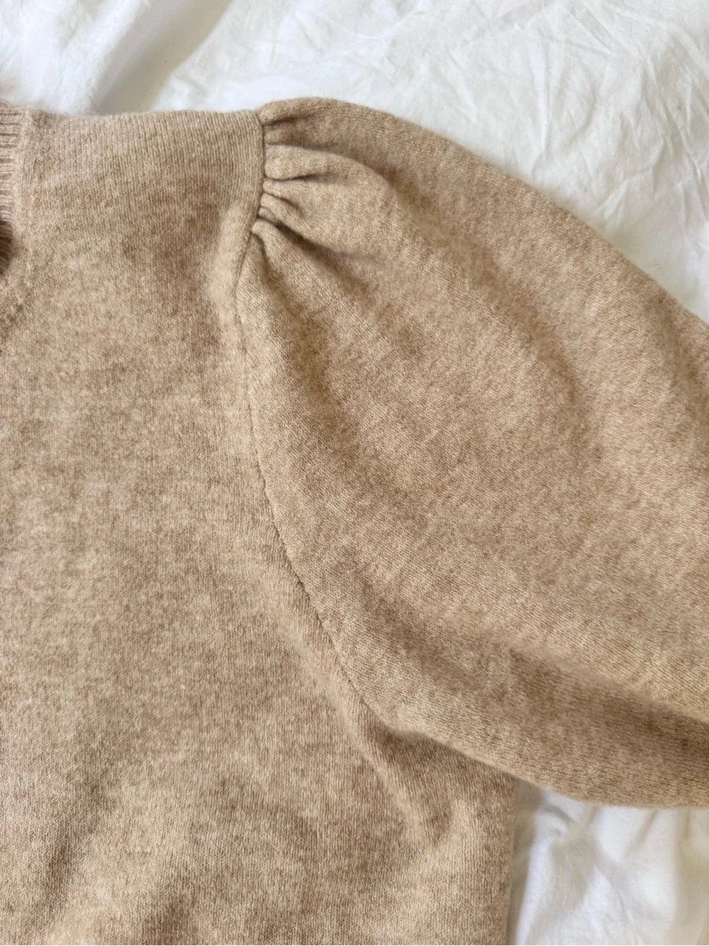 J. Crew puff shoulder women’s XL tan beige camel sweater NWT
